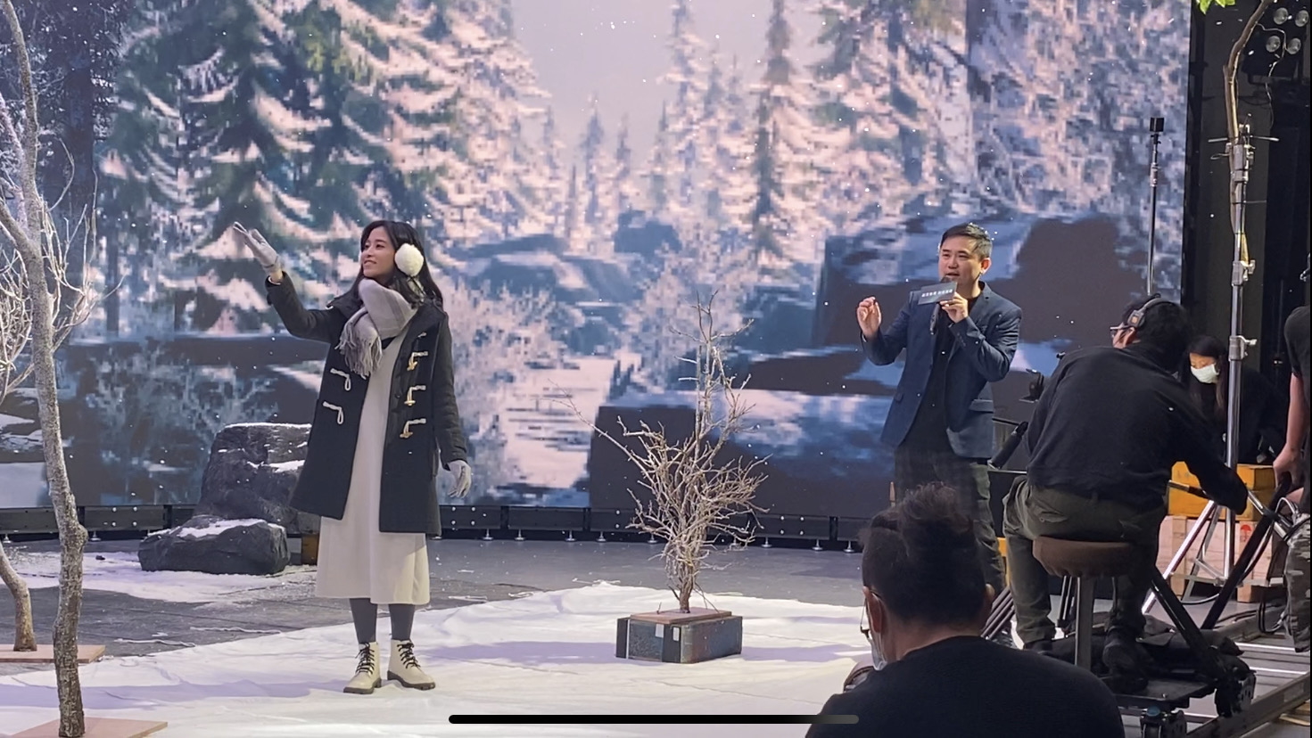 PT视讯(中国区)官网以ALED先進顯屏技術，與金馬獎視覺特效團隊「再現影像」攜手合作打造LED虛擬攝影棚，提供沉浸式表演體驗，並精簡拍攝成本與時間